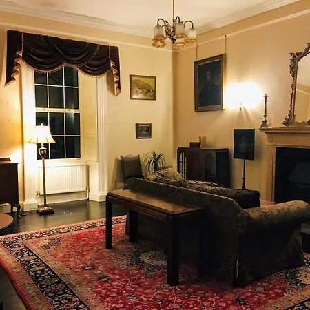 Lissanisky House *