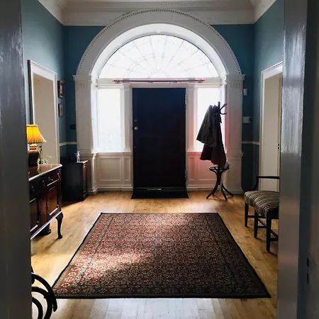 Lissanisky House